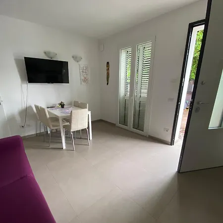 Popilia Sea & Business Red Apartment