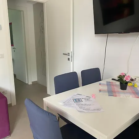 Popilia Sea & Business Red Apartment *