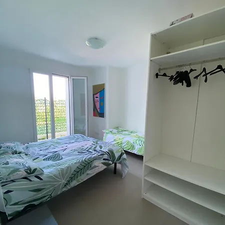 Popilia Sea & Business Red Apartment