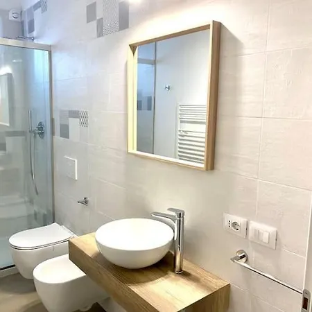 Popilia Sea & Business Red Apartman *